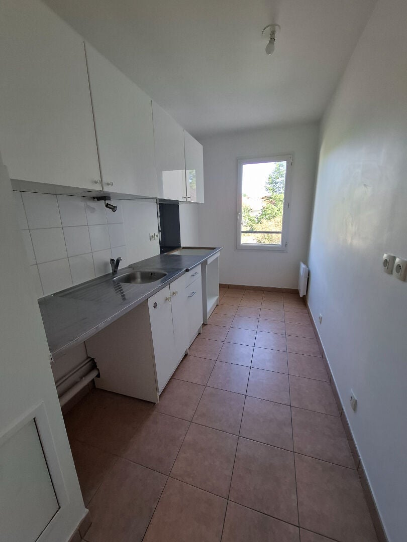 Appartement Rue Jean de La Fontaine à Chennevières-sur-Marne