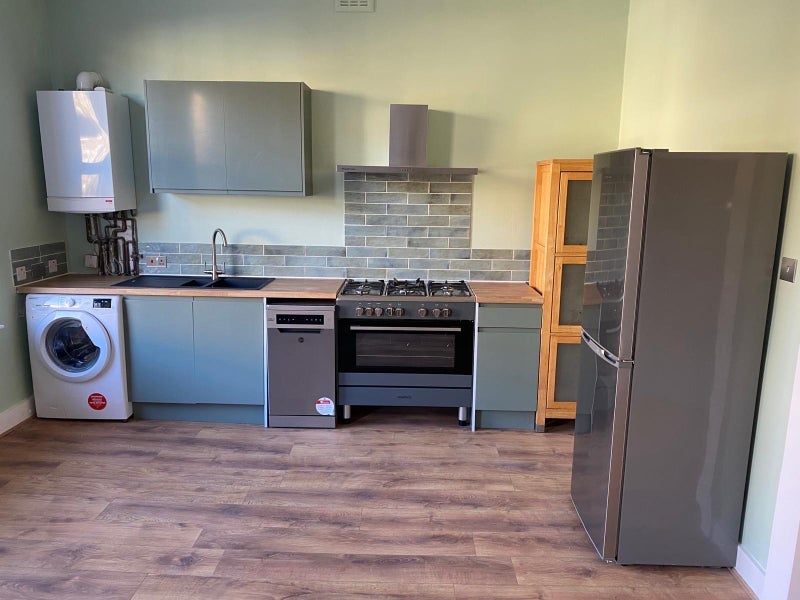 Flat Heyworth Road in Greater London