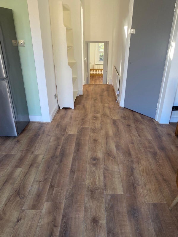 Flat Heyworth Road in Greater London