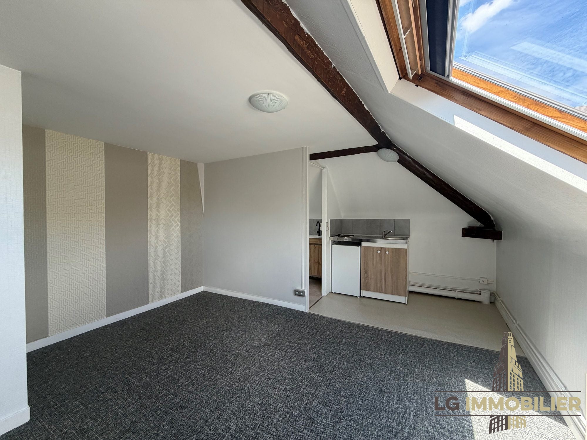 Flat Rue Henriville in Beaucourt-sur-l'Hallue
