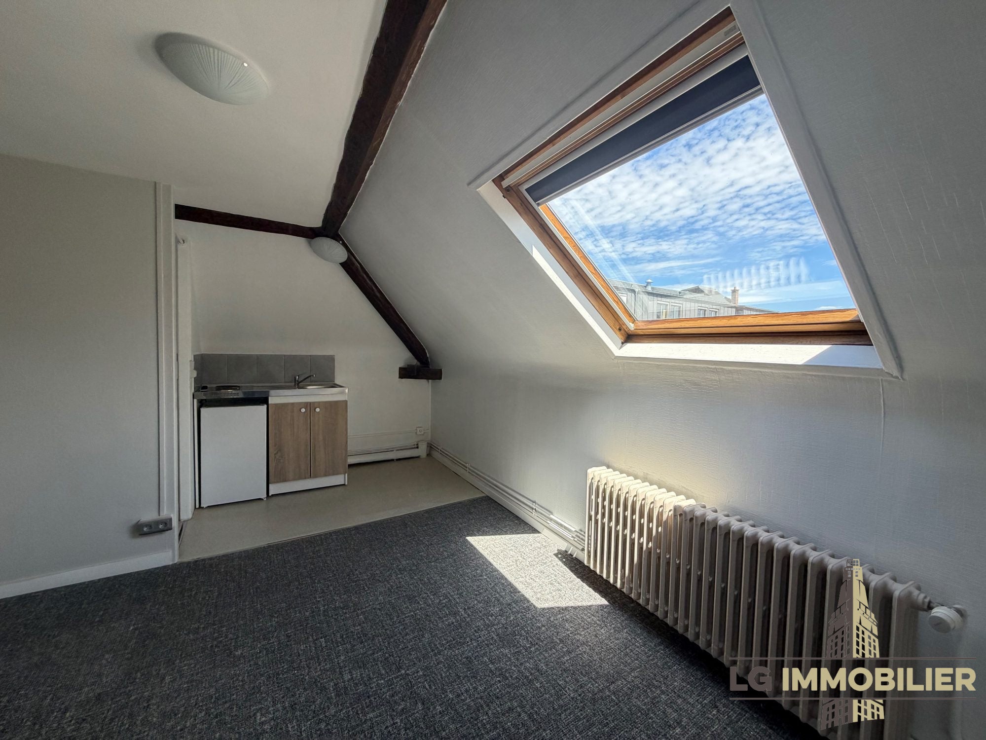 Flat Rue Henriville in Beaucourt-sur-l'Hallue