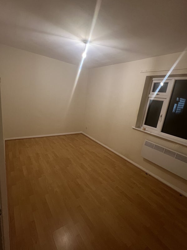 Flat Bowland Court in Trafford