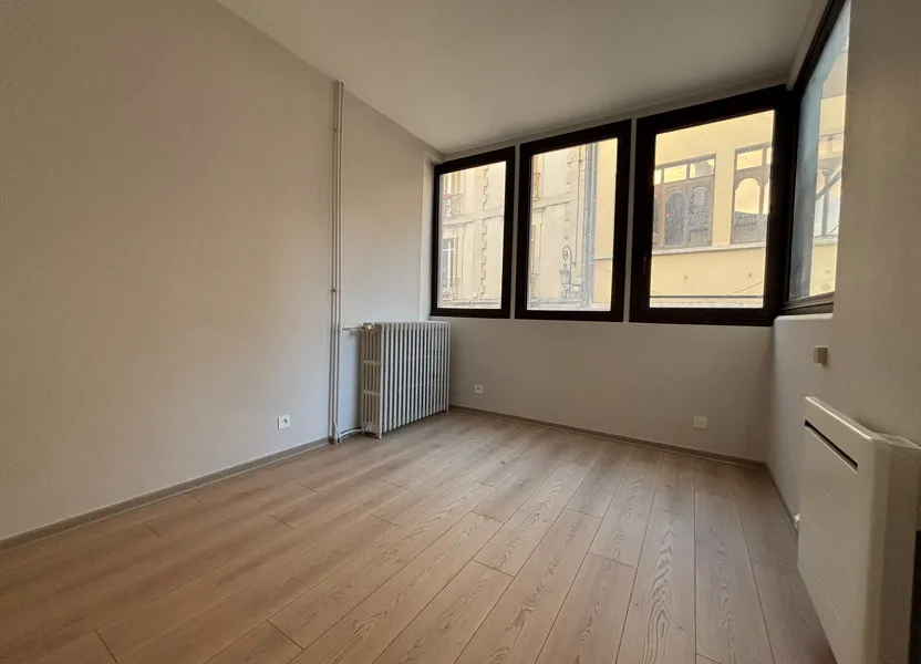 Flat Rue Danton in Dijon