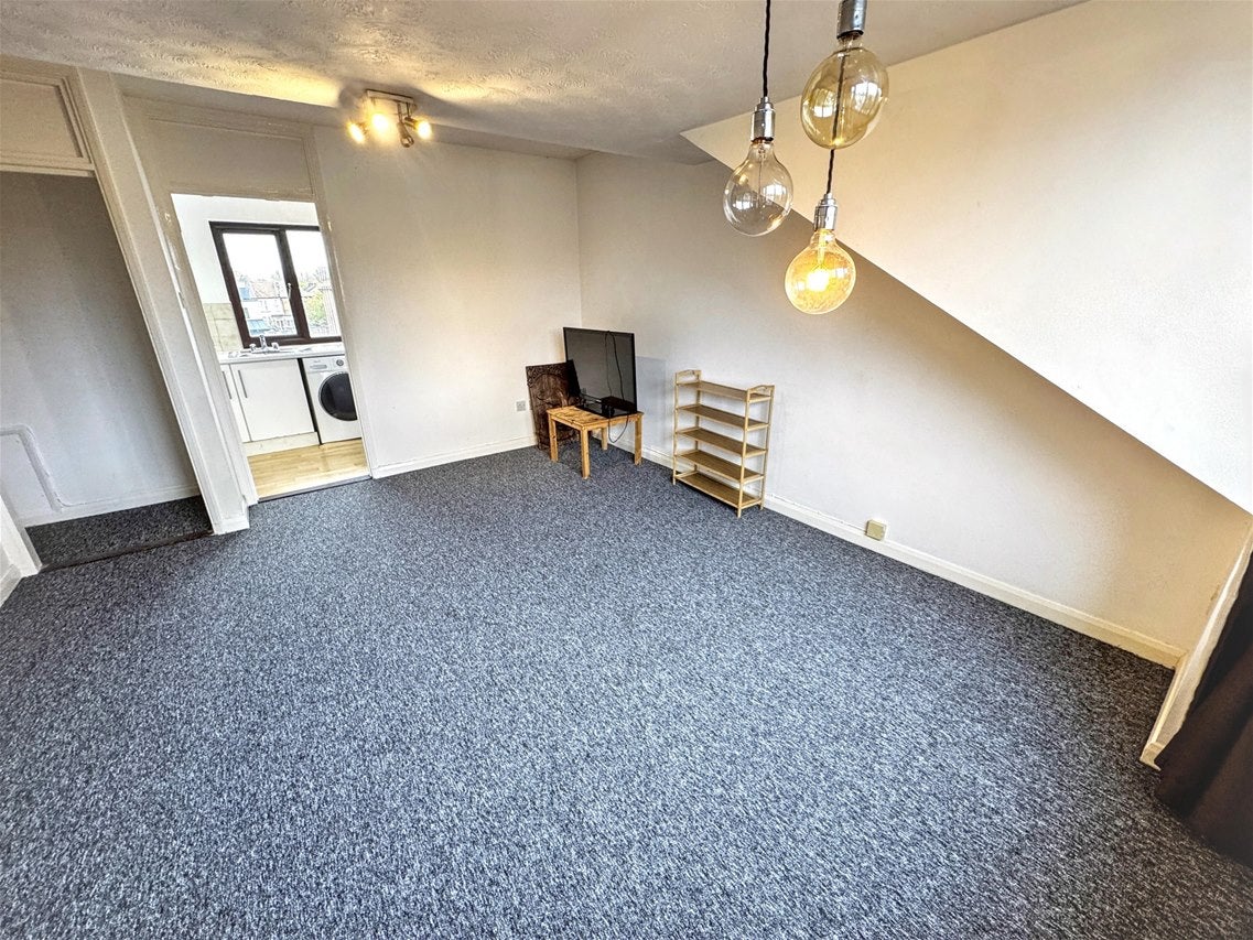 Flat High Road Leyton in Greater London