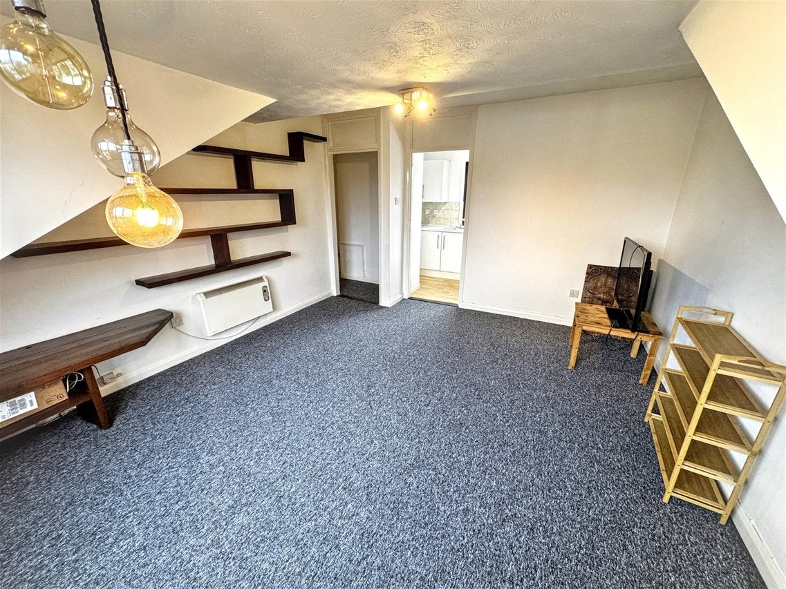 Flat High Road Leyton in Greater London