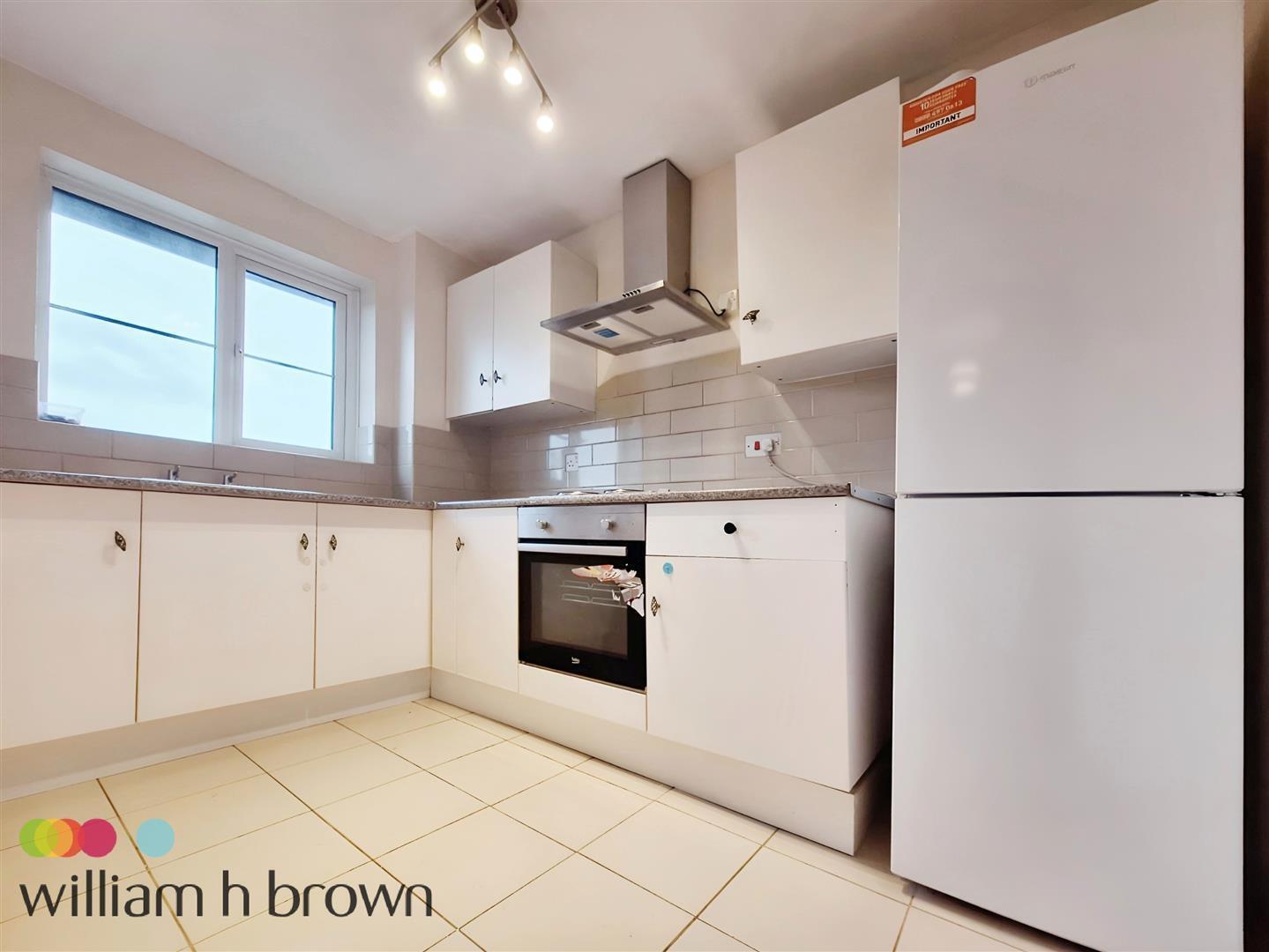 Flat Wyvern House in Grays