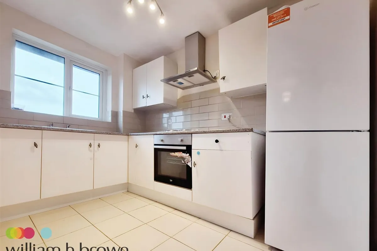 Flat Wyvern House in Grays