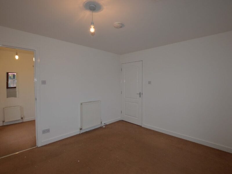Flat Dalmarnock Drive in Glasgow