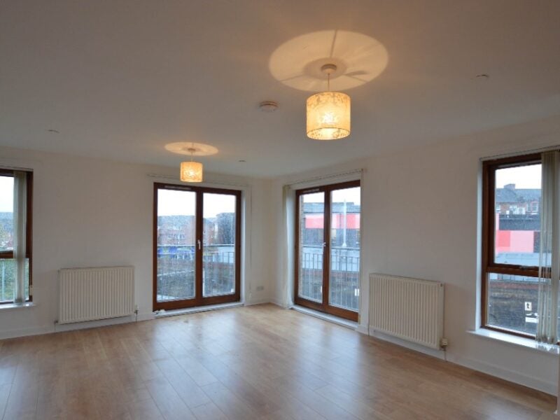 Flat Dalmarnock Drive in Glasgow