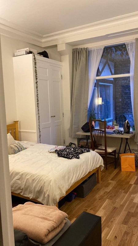 Flat St. Peter's Street in Greater London