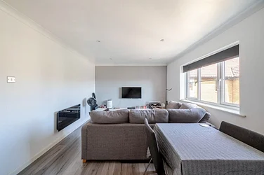 Flat Cameron Square in Greater London