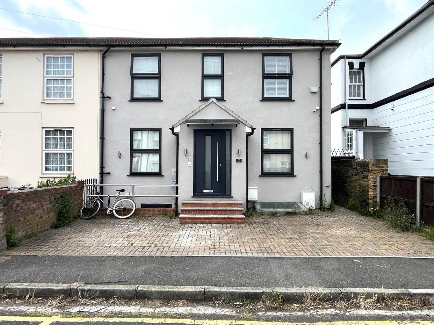 Flat Cambrian Grove in Gravesham
