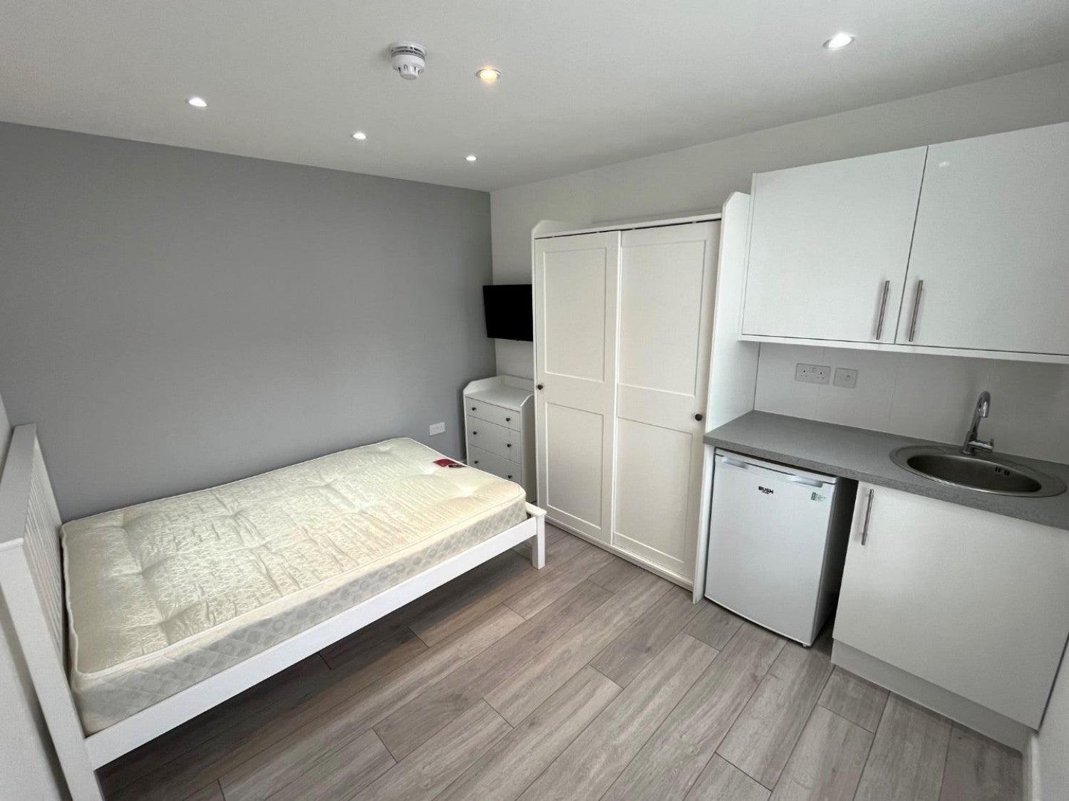 Flat Cambrian Grove in Gravesham