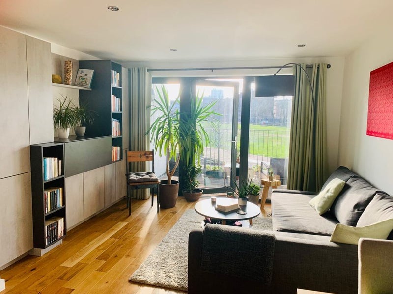 Flat Offenham Road in Greater London