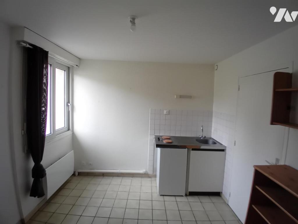 Flat Rue de la Folie in Caen
