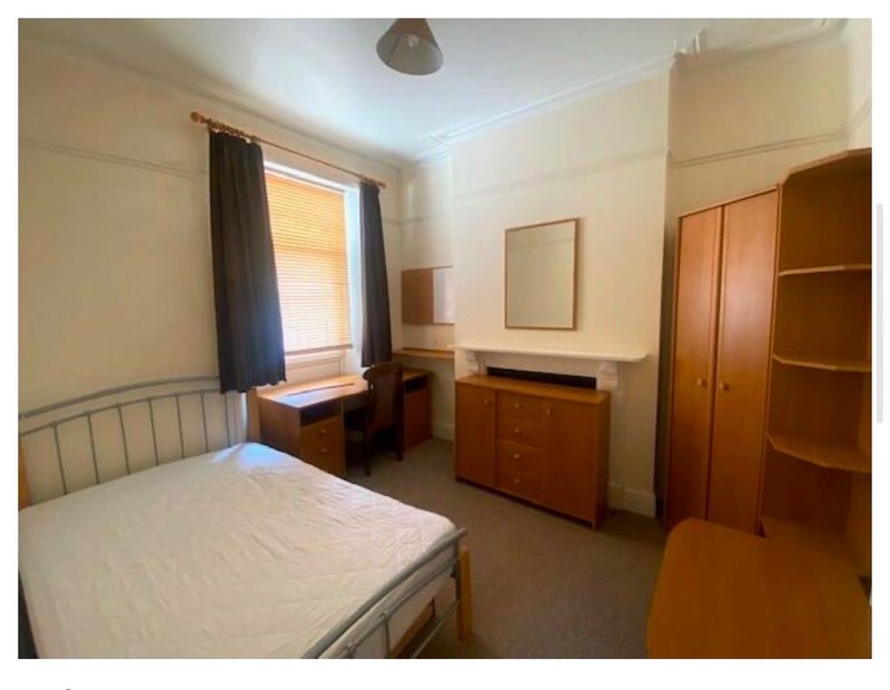 Room Llantrisant Street in Cardiff