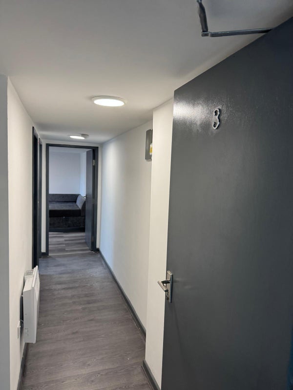 Flat Oldham Road in Failsworth