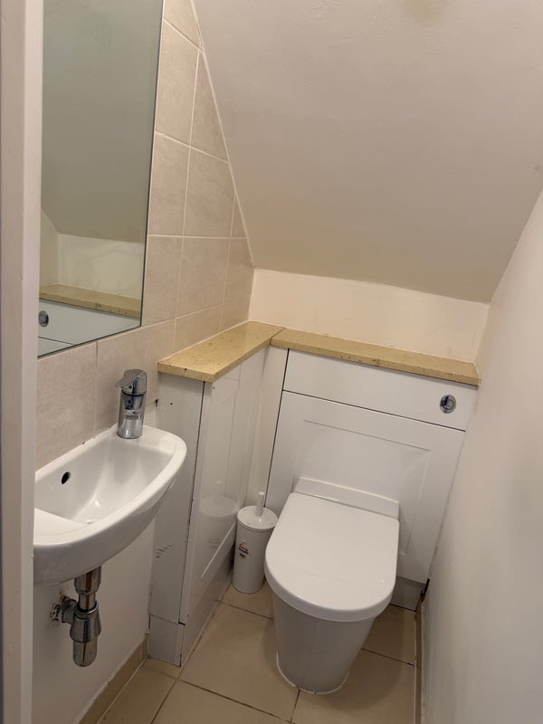 Room Glengall Grove in Greater London
