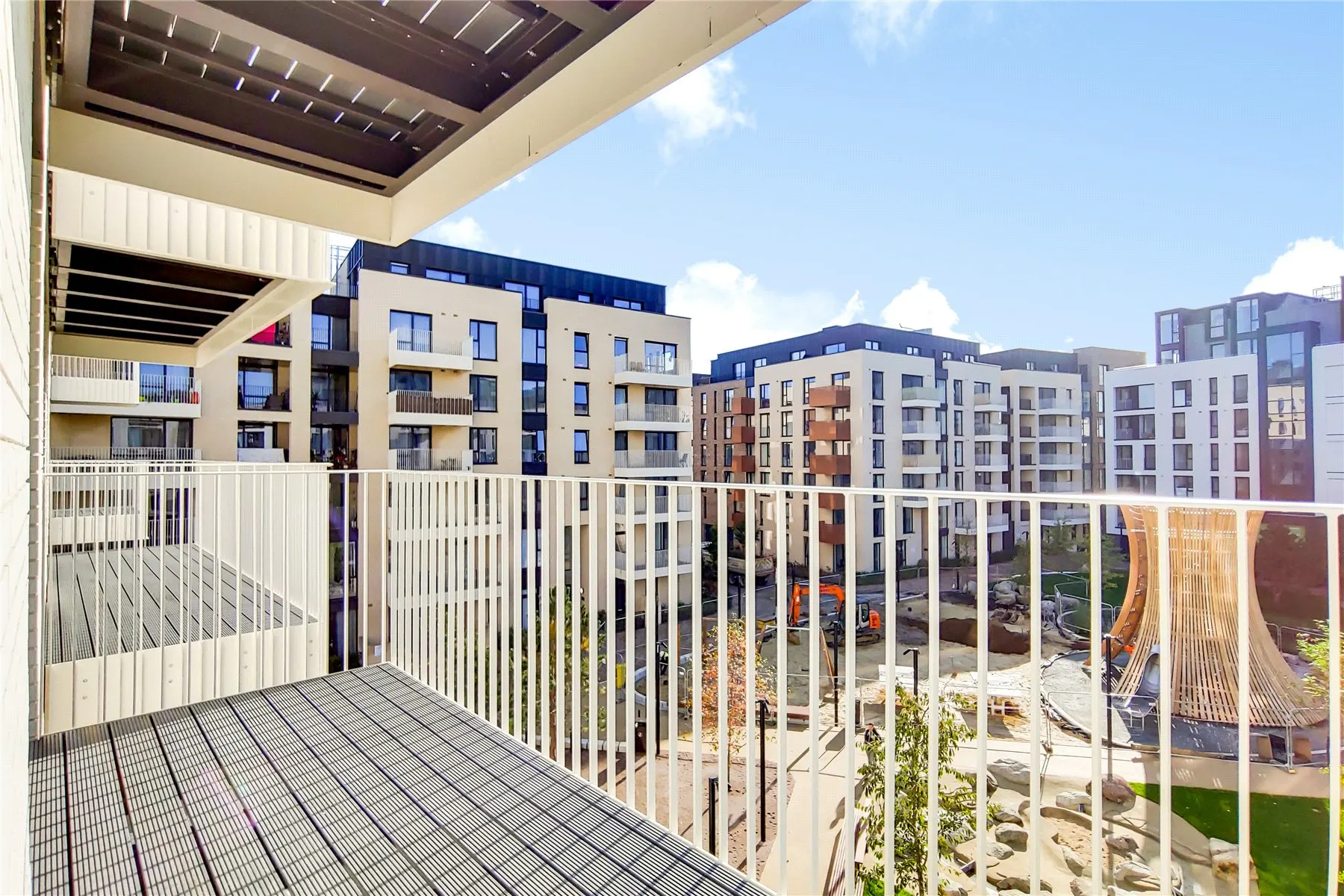 Flat Forrester Way in Greater London