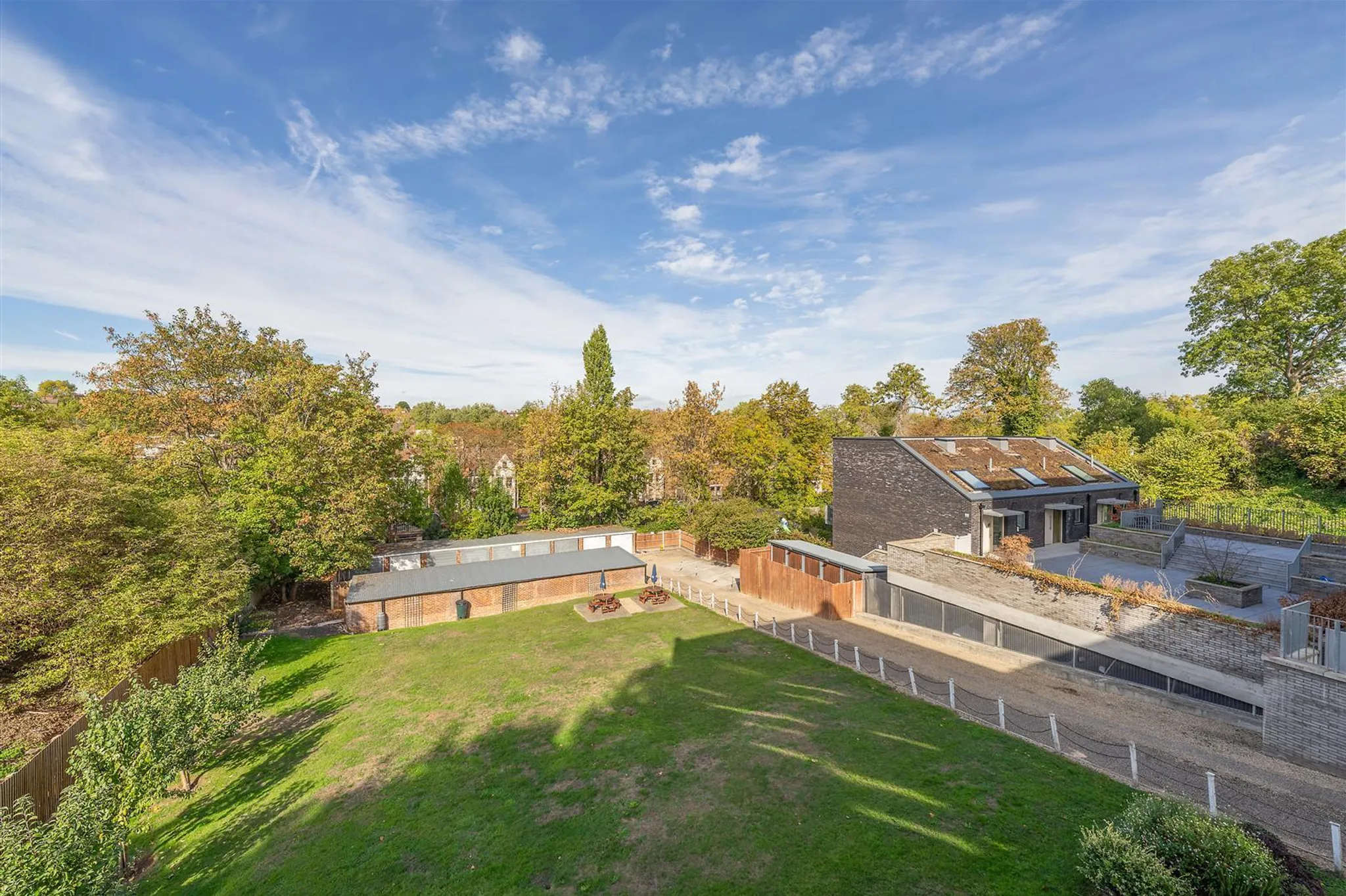 Flat Knollys Road in Greater London