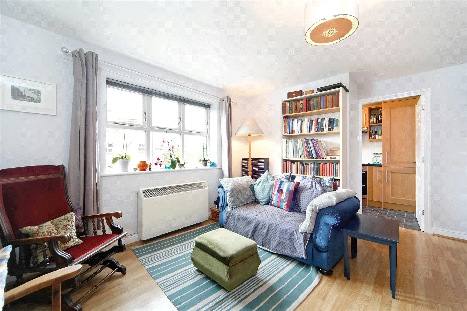 Flat Basevi Way in Greater London