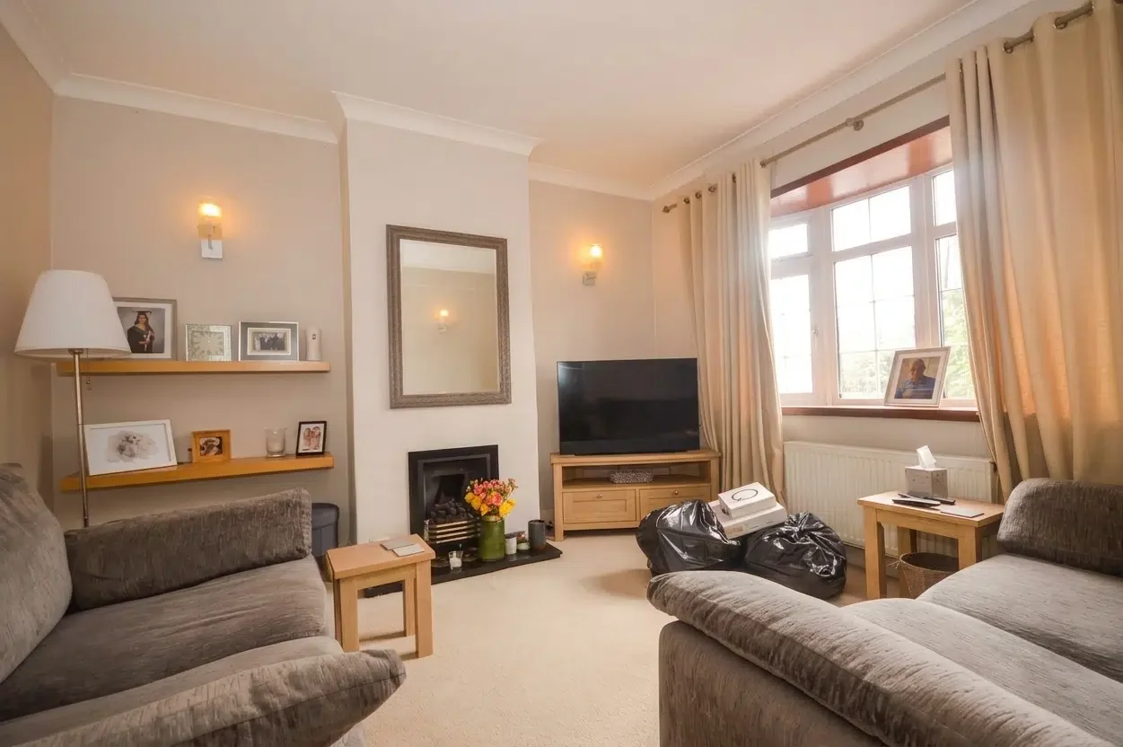 House Horseshoe Crescent in Beaconsfield