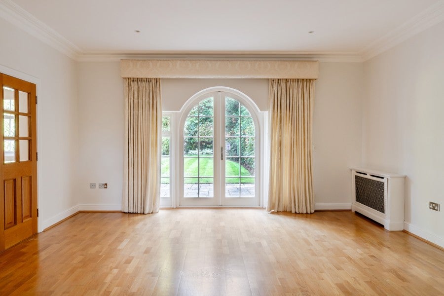 House Cavendish Road in Elmbridge