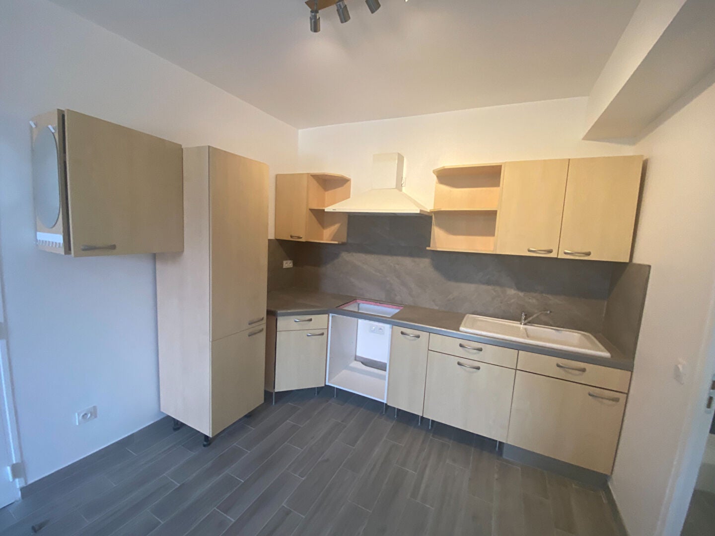 Flat Rue Edgar Quinet in Le Bourget