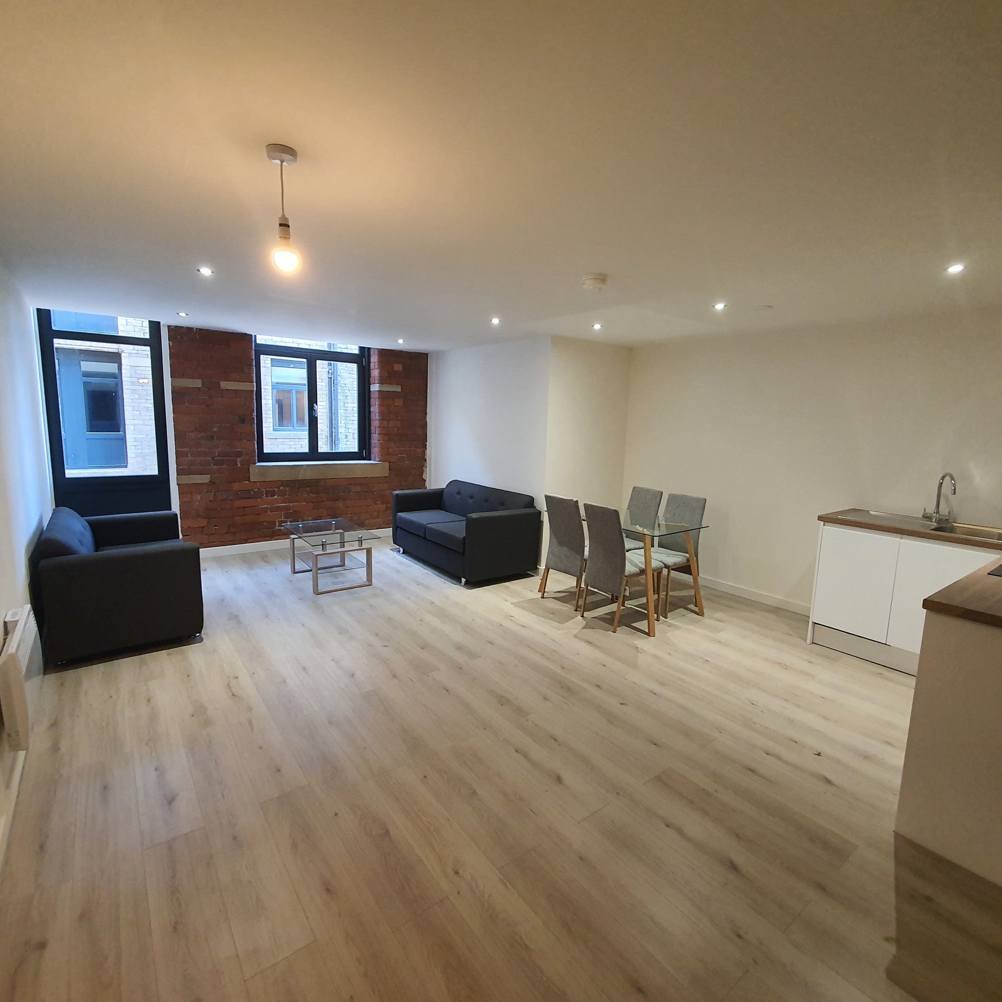 Flat Upper Piccadilly in Bradford