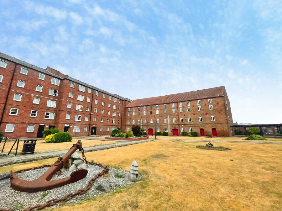 Flat Clarence Street in Hull
