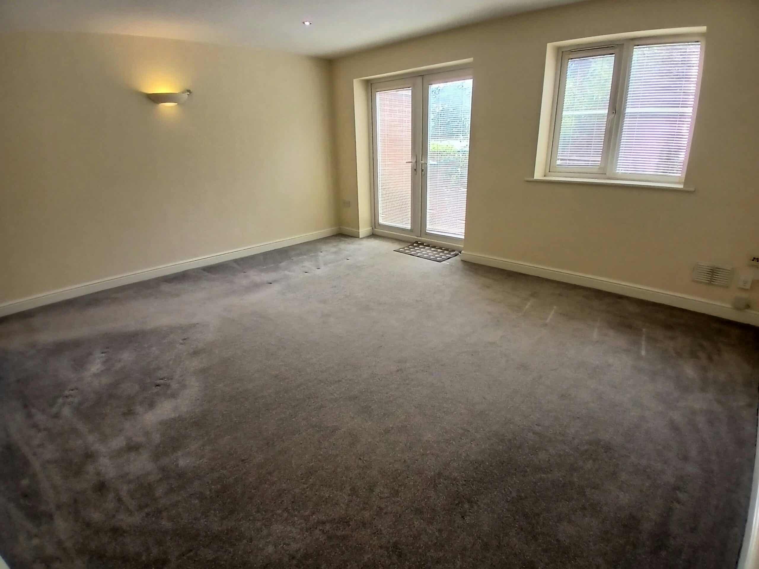 Flat Queensville Avenue in Stafford