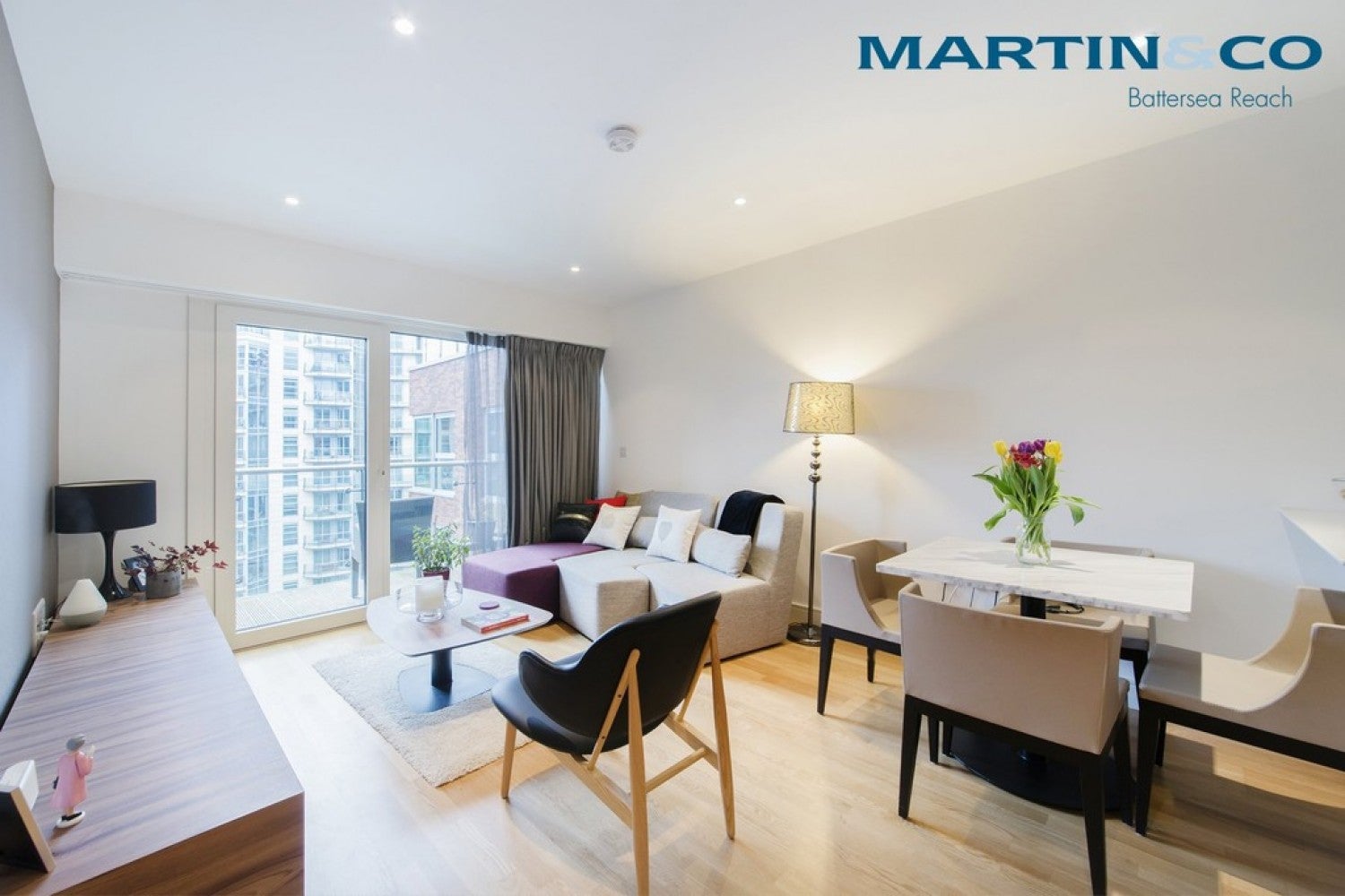 Flat Juniper Drive in Greater London