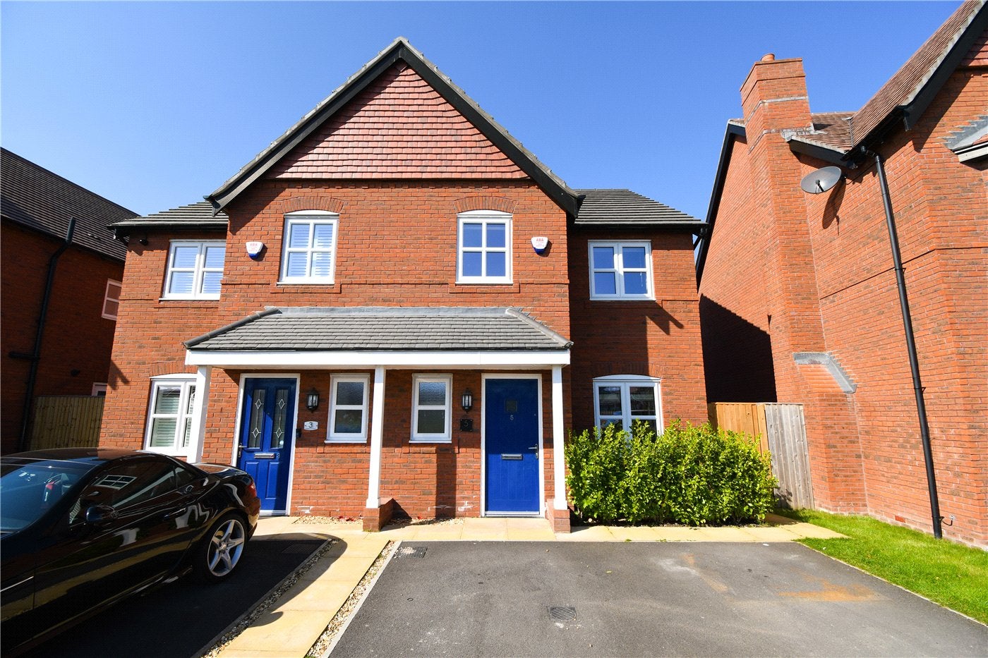 House Freestone Drive in Bromborough
