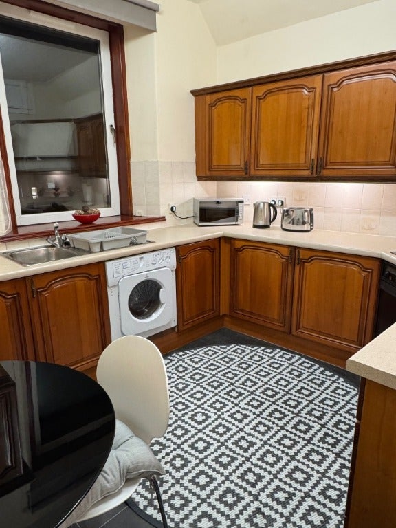 Flat Baker Street in Aberdeen City