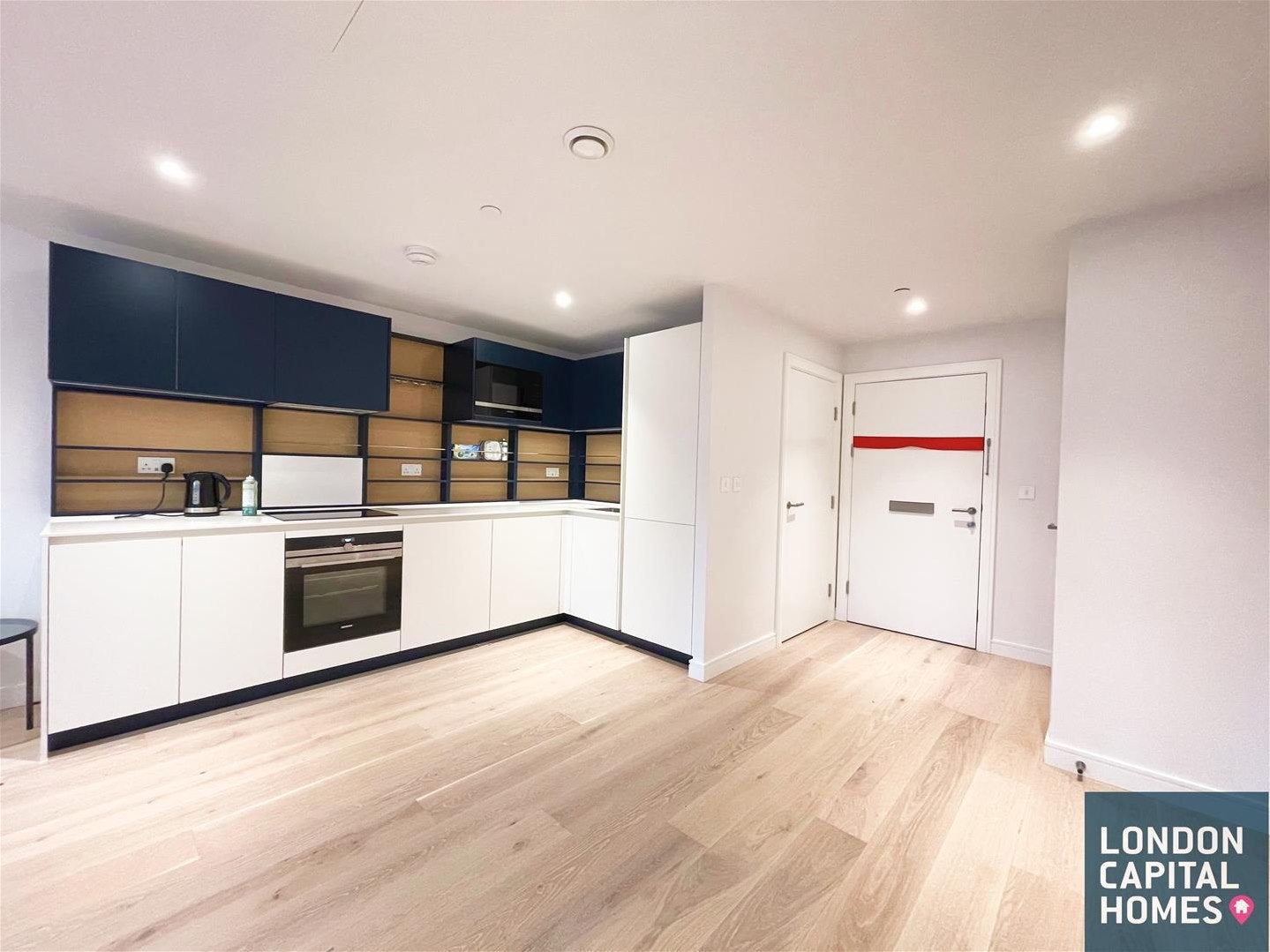 Flat Lockgate Close in London