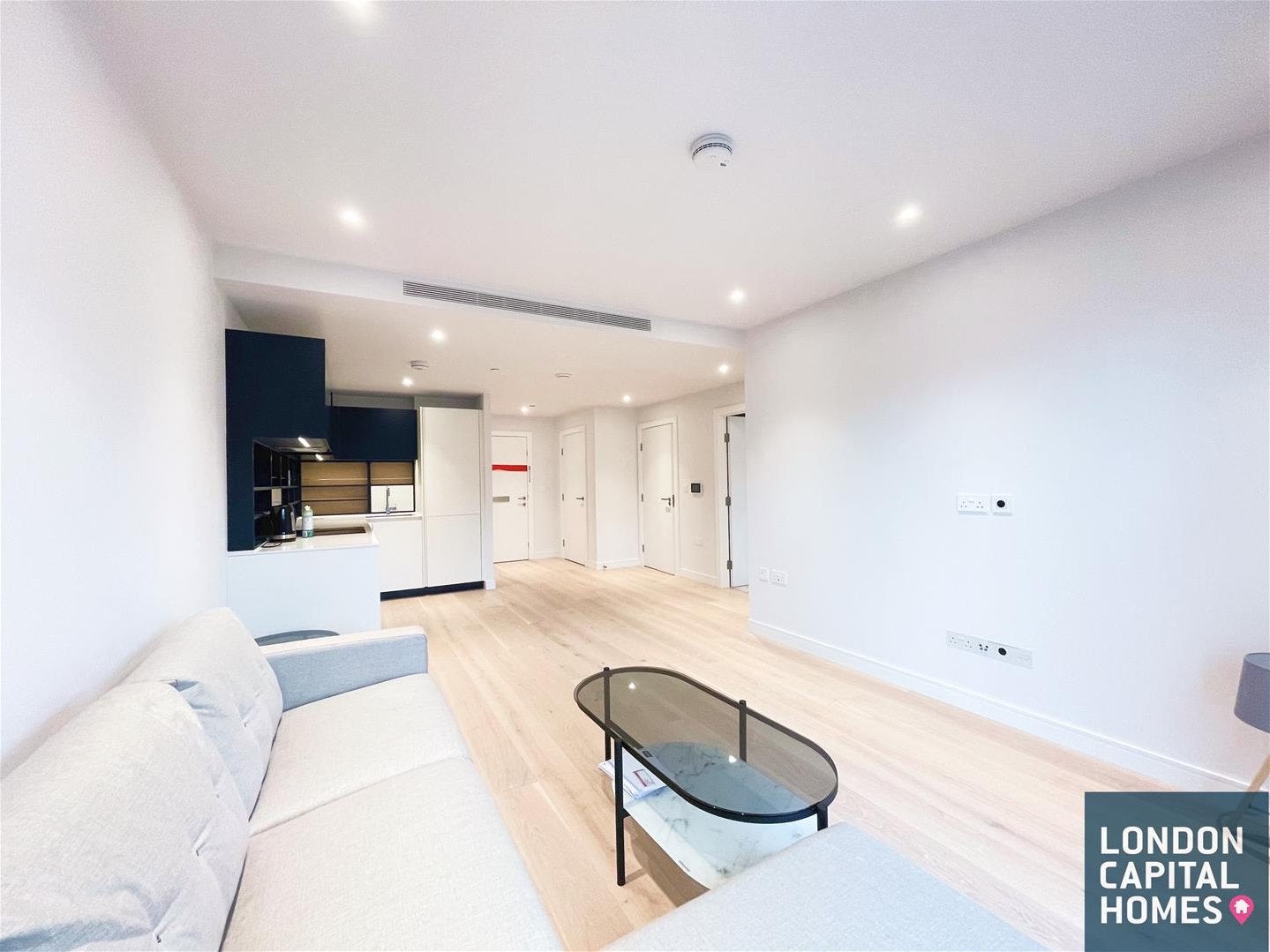 Flat Lockgate Close in London
