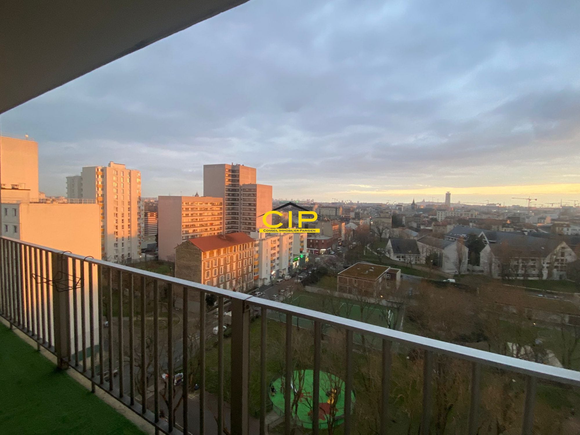 Appartement Rue Gaston Dourdin à Saint-Denis