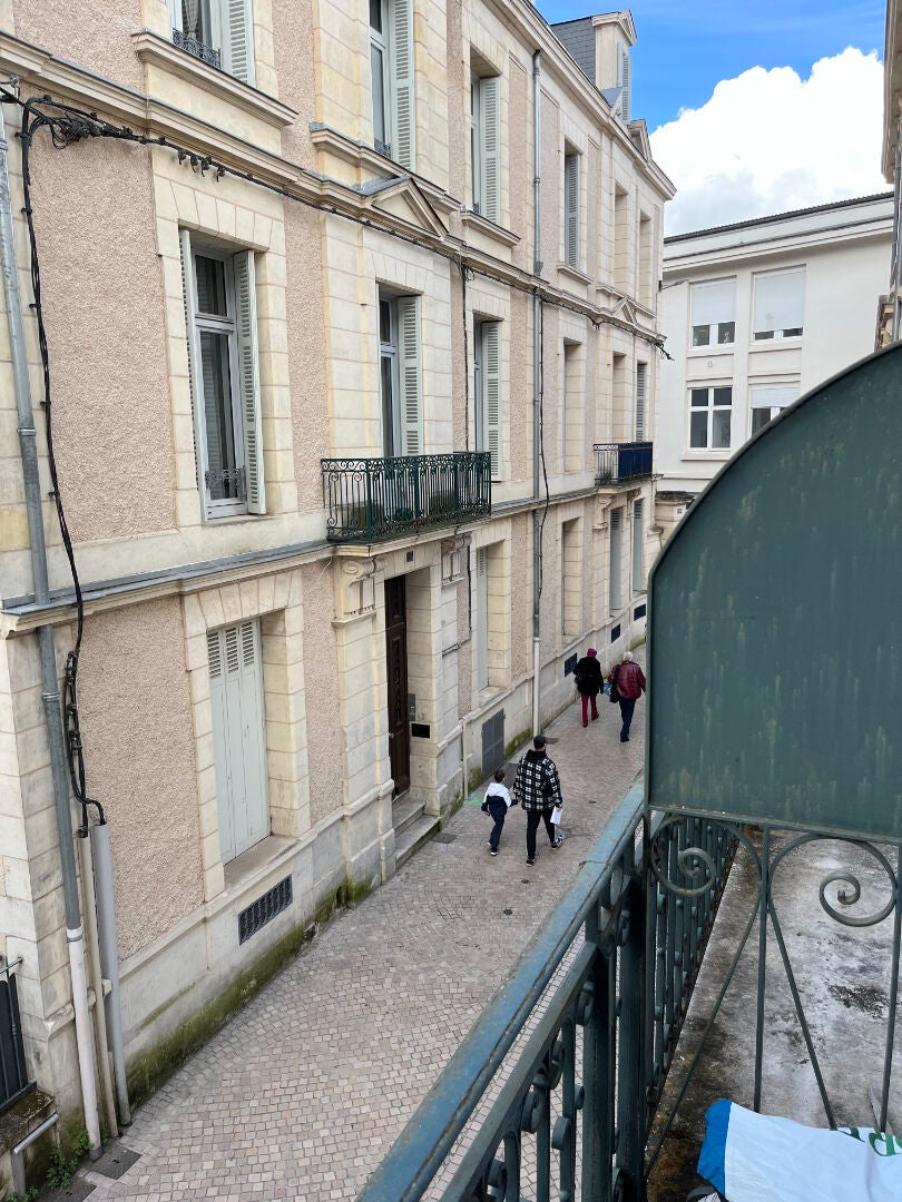 Appartement Rue Charles Gide à Poitiers