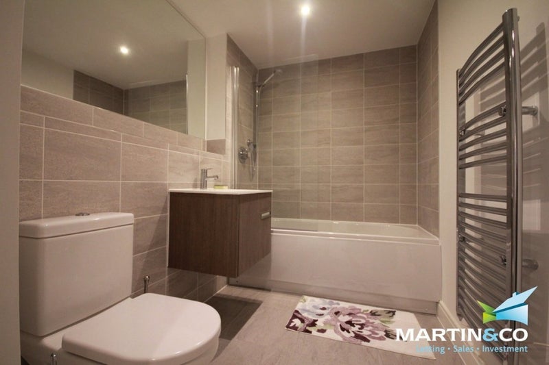Room Warstone Lane in Birmingham