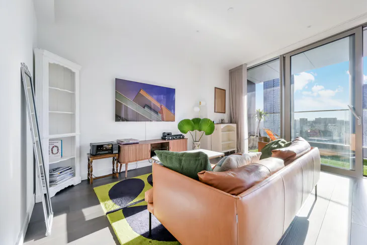 Flat Park Drive in Greater London