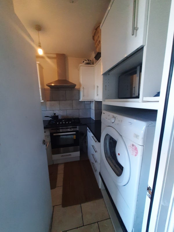 Room Pott Street in Greater London