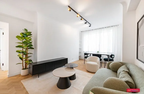 Flat St Petersburgh Place in City of Westminster
