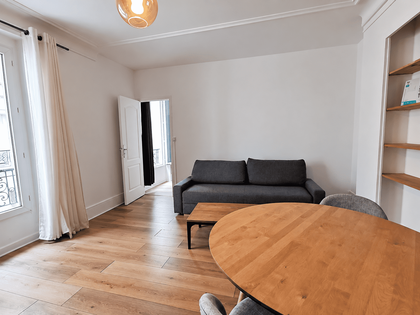 Flat Rue de Suez in Paris