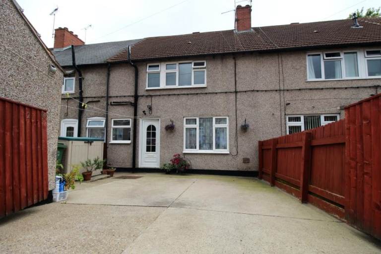 House Seventh Avenue in Mansfield Woodhouse
