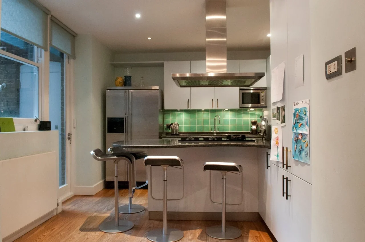 Flat Prince of Wales Drive in Greater London