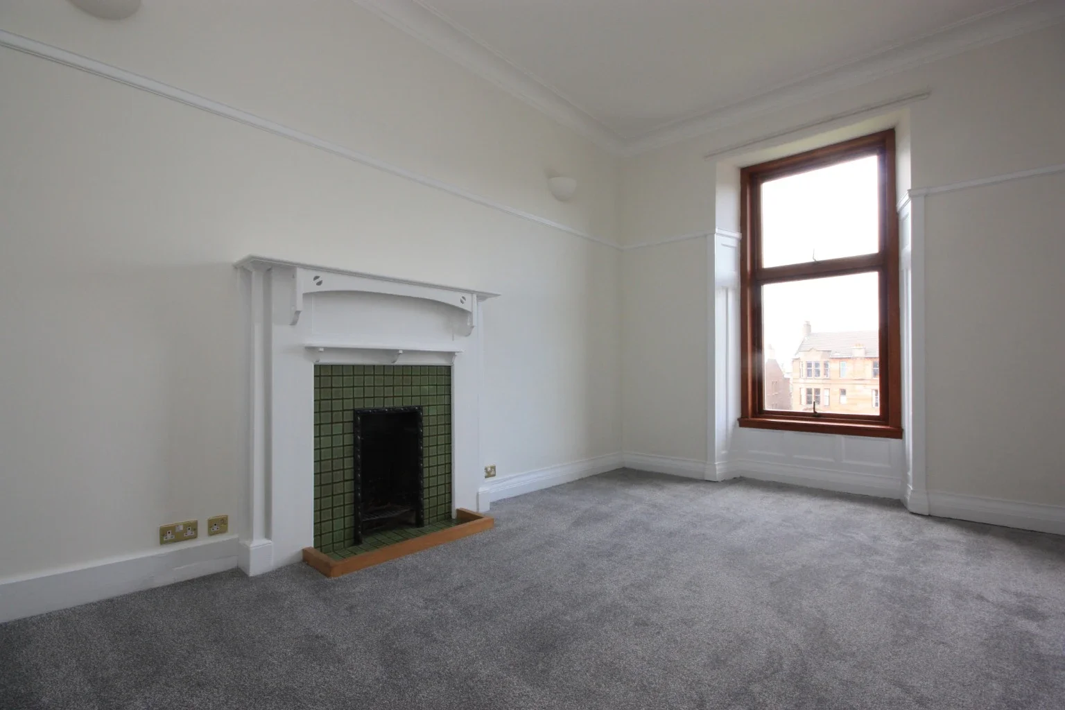 Flat Queensborough Gardens in Glasgow