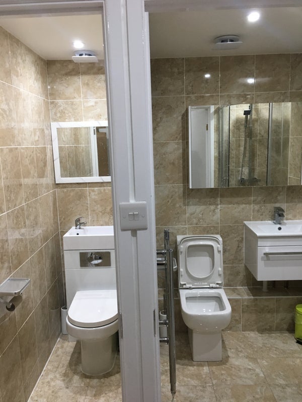 Flat Premiere Place in Greater London