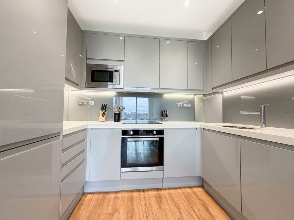 Flat West Gate in Greater London