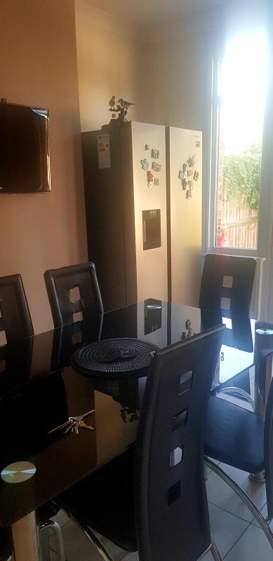 Room Strathyre Avenue in Greater London