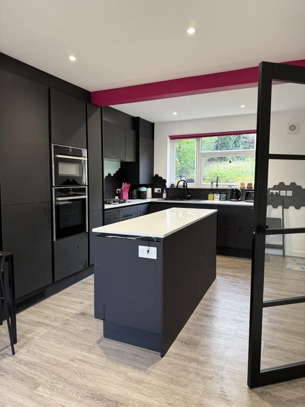 Room Cropwell Green in Nottingham